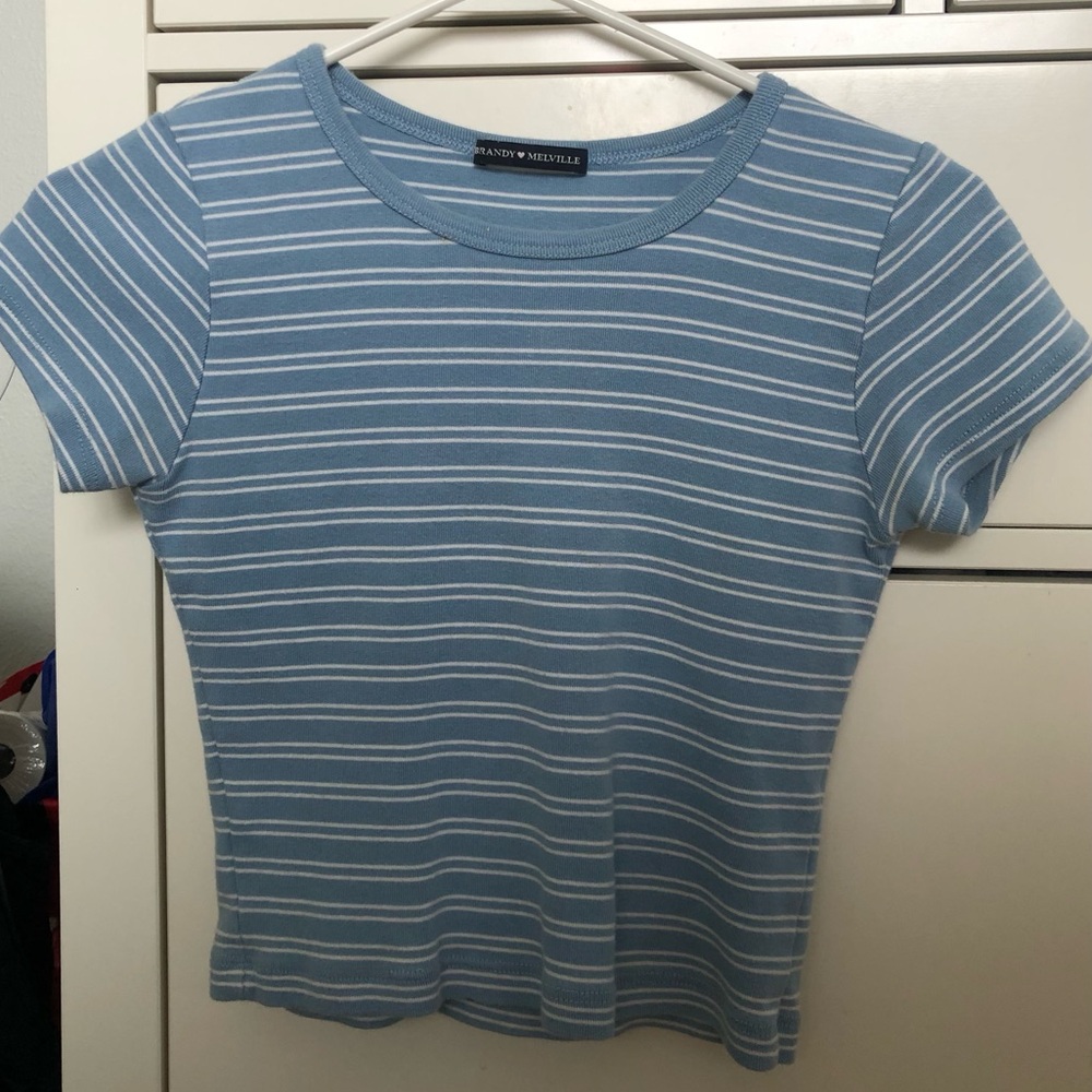 Brandy Melville One size baby tee